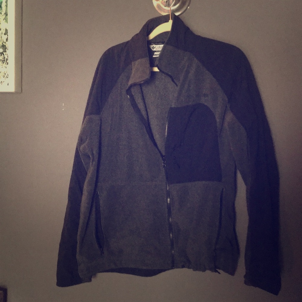 Men’s large 3 pocket Columbia fleece